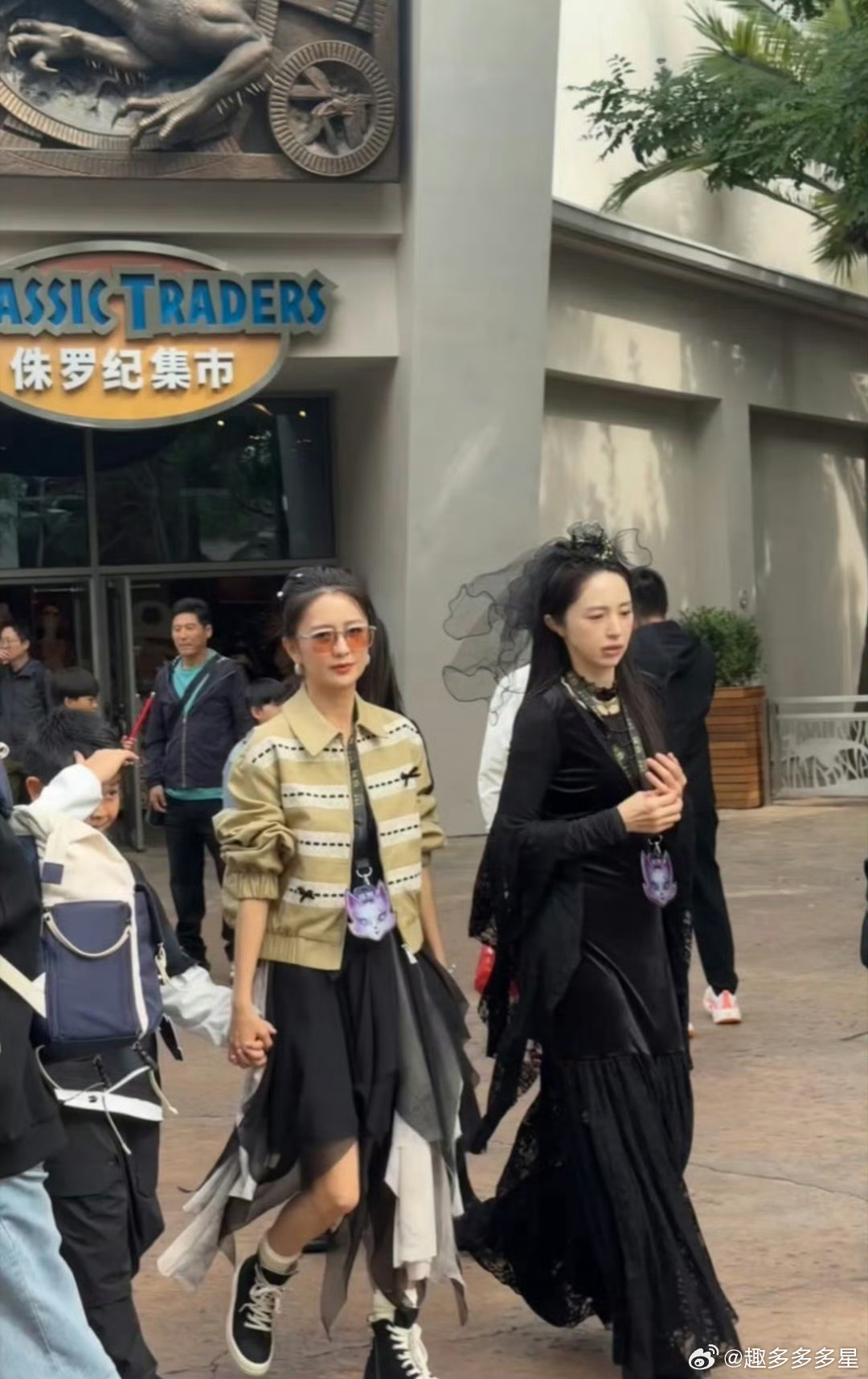 小酒窝朵朵环球影城高能量一天环球影城偶遇董璇佟丽娅小酒窝朵朵 小酒窝和朵朵环球影