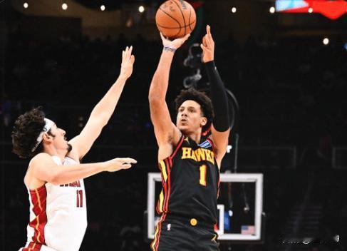 特雷杨复出后老鹰四战全败吞五连败 杰伦约翰逊持续暴走场均28.8+10.2+8.