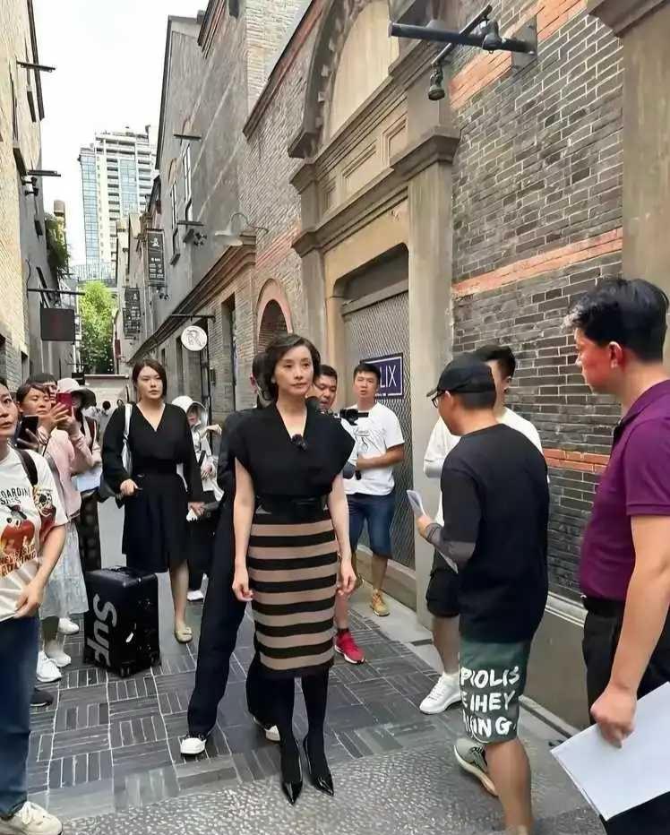 气场强大，当不上官夫人，就可惜了。