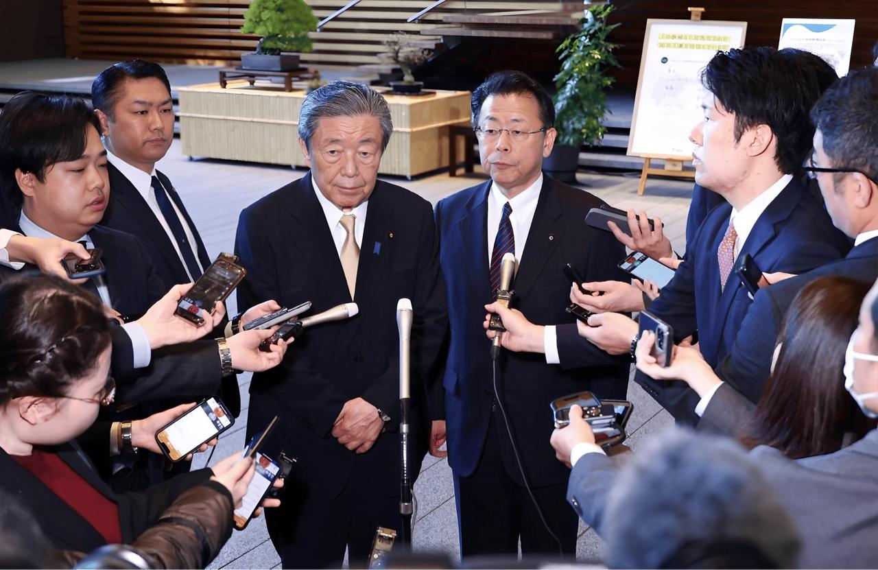 打脸后仍不死心！日本访华遭拒，又派人悄悄抵沪，紧盯中方机器人核心技术

5 月 