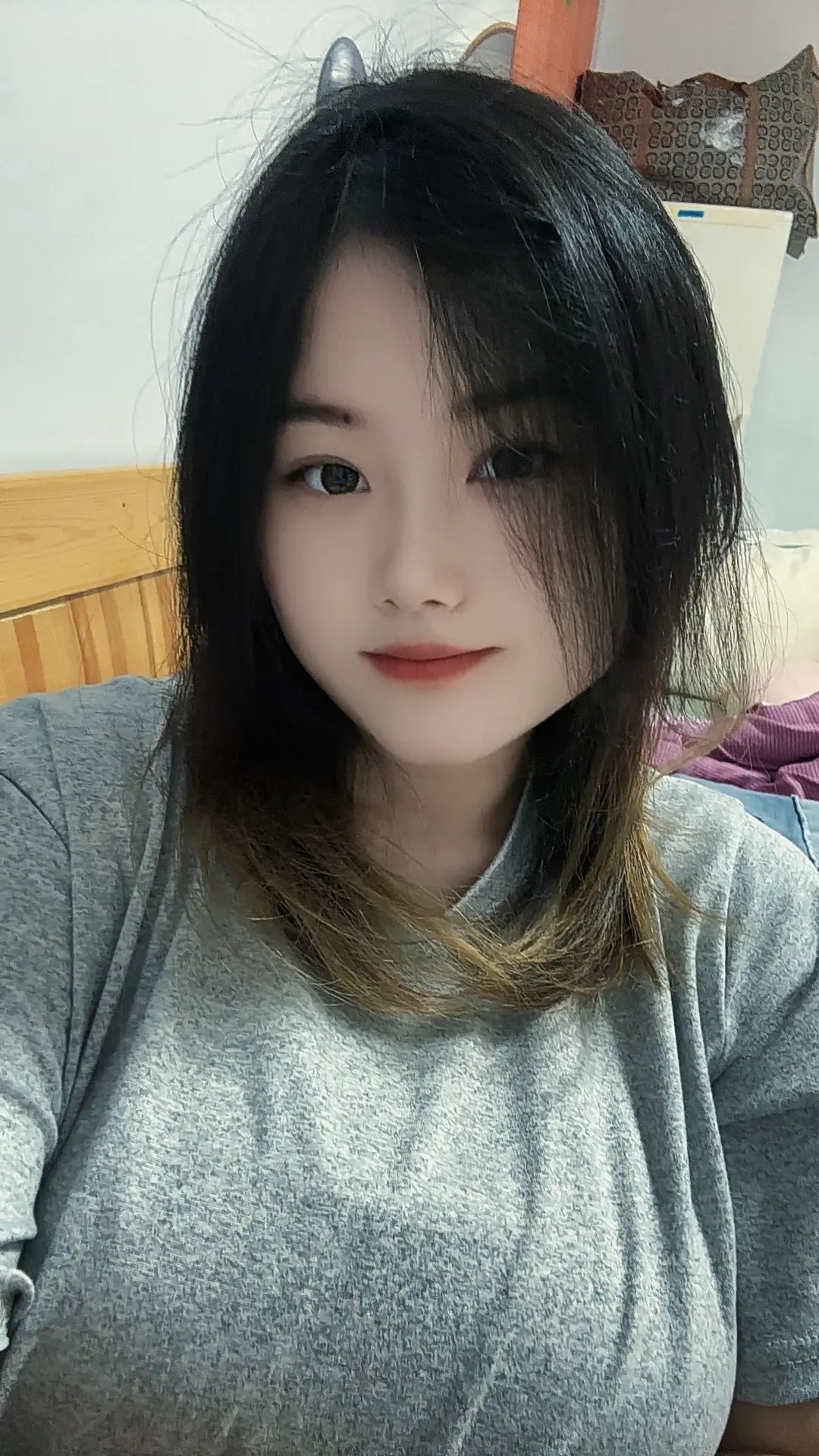 本来想矫情一下。想一想算了，熬一熬就过去了🙃