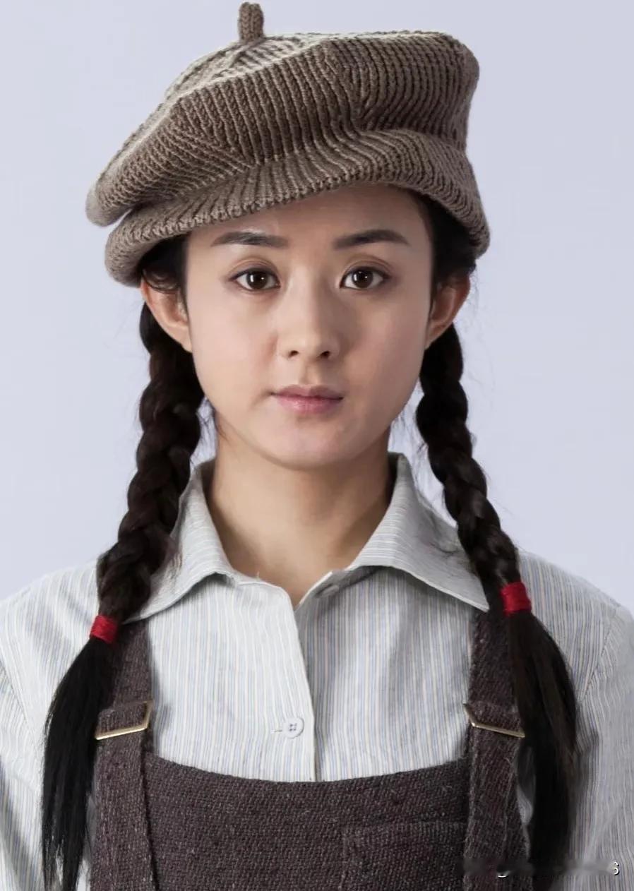 许多普通人素颜时看着很舒服，可是一拍照就容易暴露缺点。相机有时候确实会把人拍得“