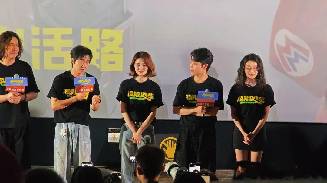 电影极限逃生今日上映看过一部韩国电影《极限逃生》，林允儿主演。是不是复刻韩国那部