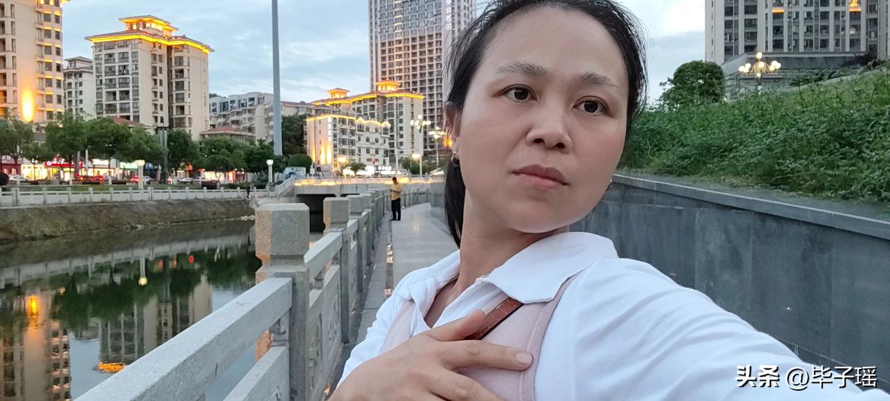 真的很恼火呀，38岁就得了宫颈癌，正值是花开正旺的时期，40岁正当年的时候，能创