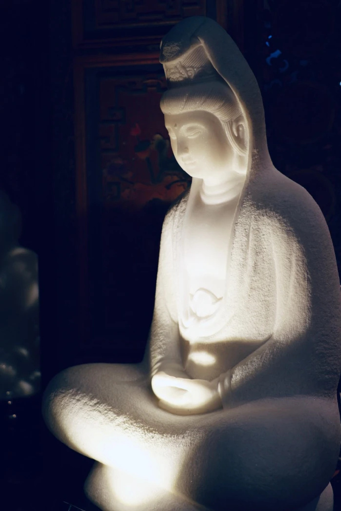 观世音菩萨，刷到菩萨，许个愿，心诚则灵🙏🙏🙏 ​​​