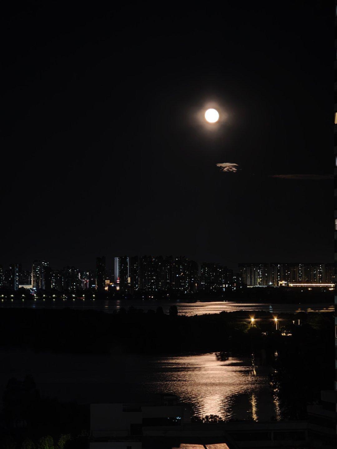 海上生明月 武汉