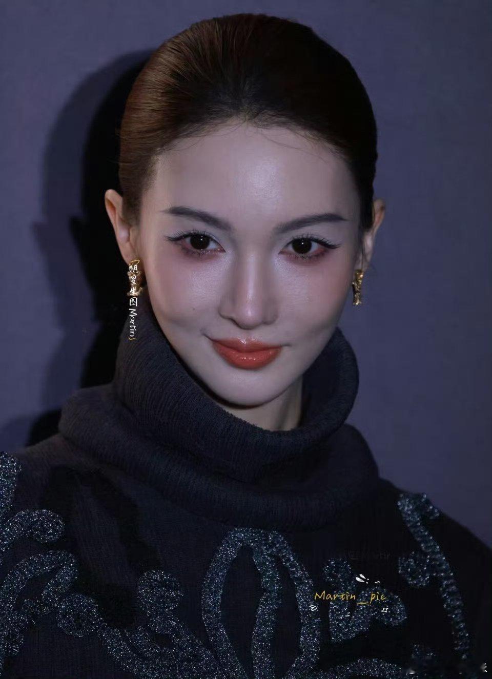 金晨 医美自带高光buff，一出场就被狠狠惊艳到～ 那份独特的魅力简直让人移不开