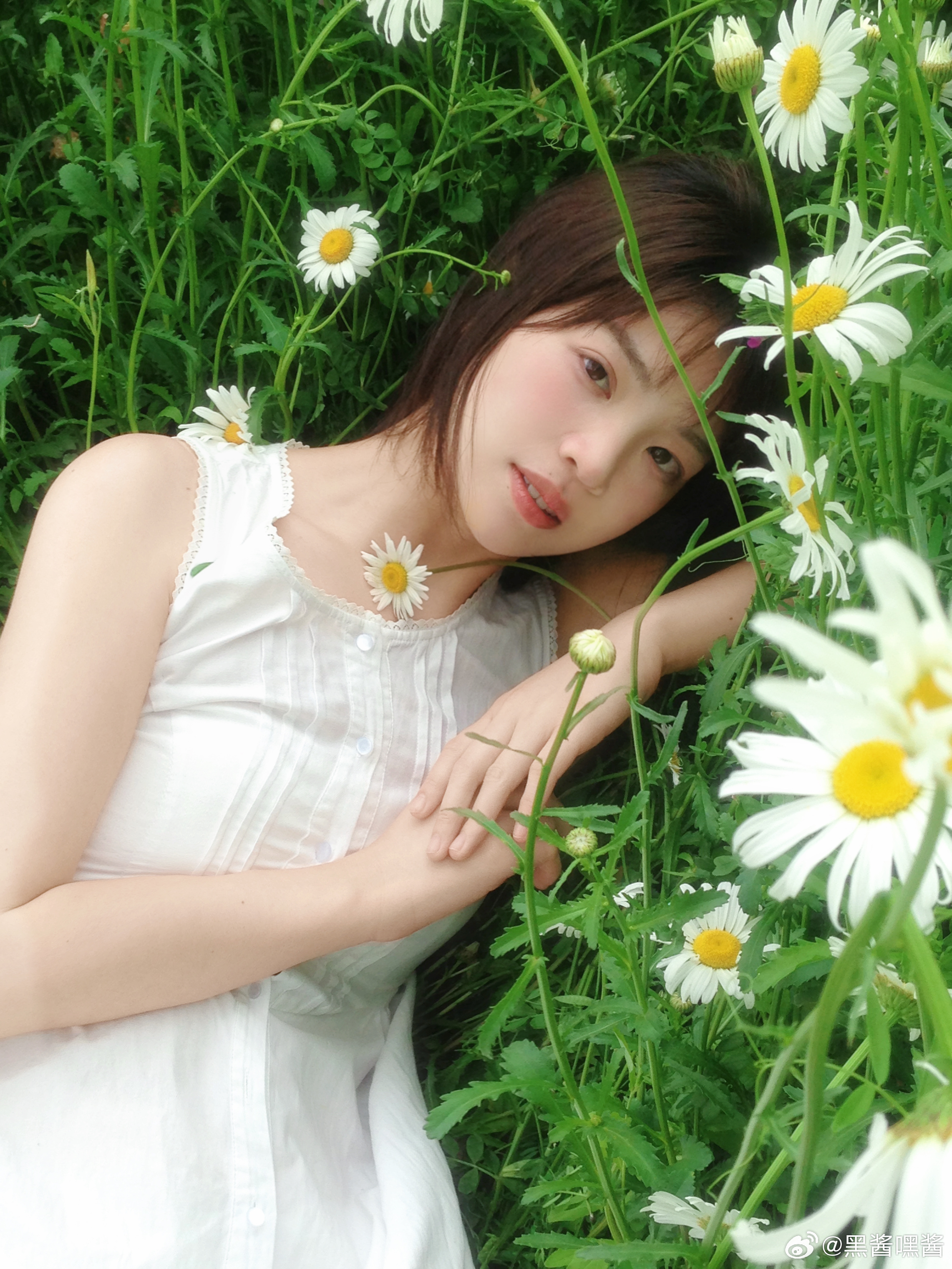 “小雏菊”上海约拍[超话]杭州约拍少女写真 ​​​