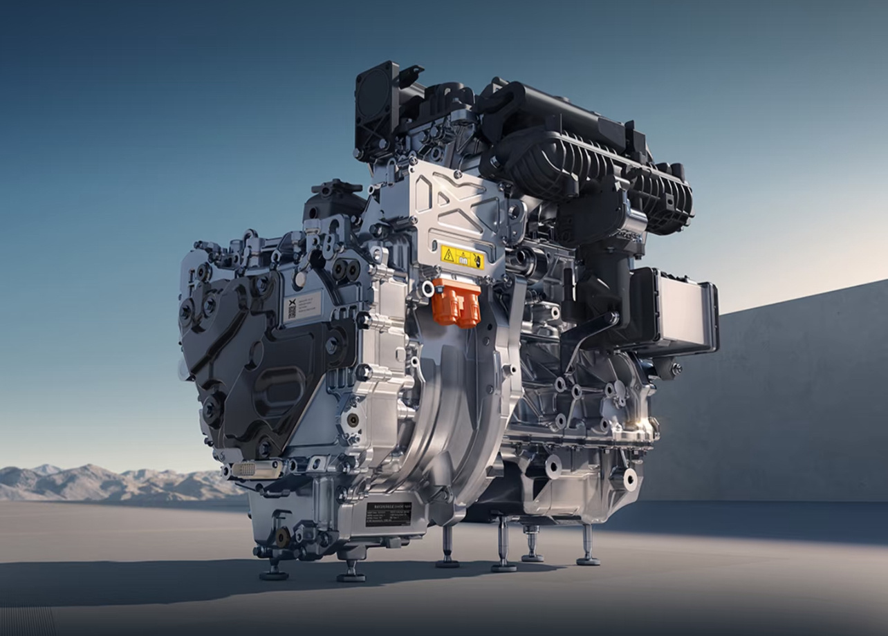 增程→纯电→大电池增程。增程是未来趋势，放下冰彩沙，都去卷增程吧增程有很多技术可