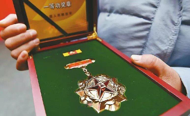 一等功有多难得到？老兵：拿命换，十有八九是“追认”的！