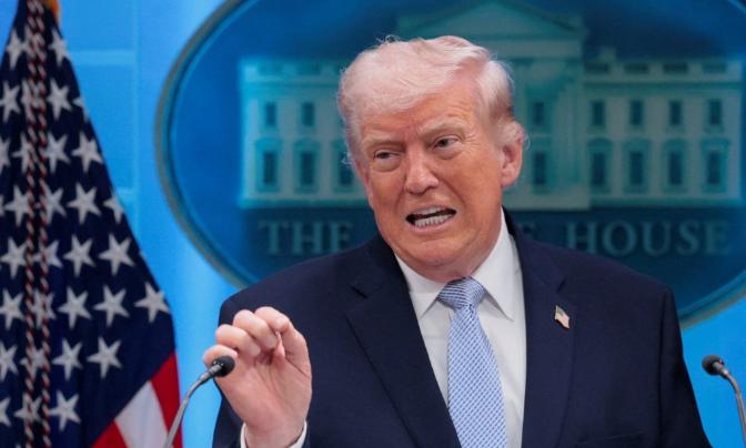 特朗普谈停火破裂：

今天凌晨，特朗普总统在记者会上对外界表示：“我们当时已经非