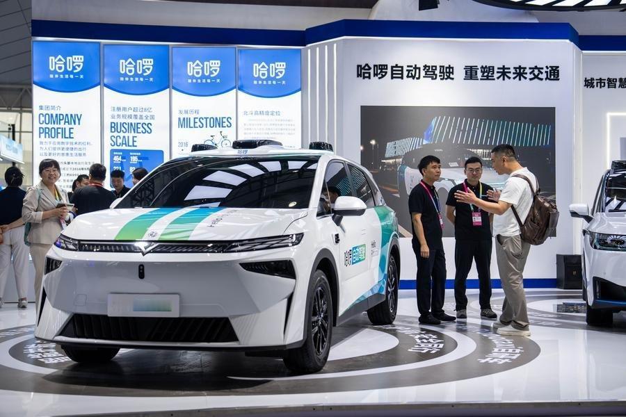 突发快讯：中国批准首款L3级自动驾驶电动轿车正式驶入公共道路。