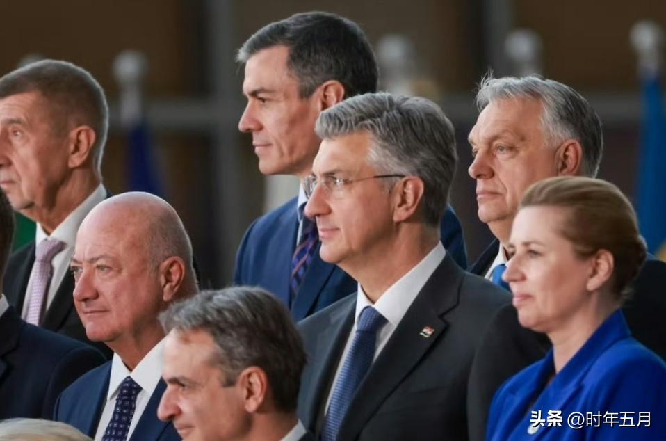 匈牙利总理欧尔班曾在去年12月原则上同意了一笔对乌克兰的1000亿美元贷款，但最