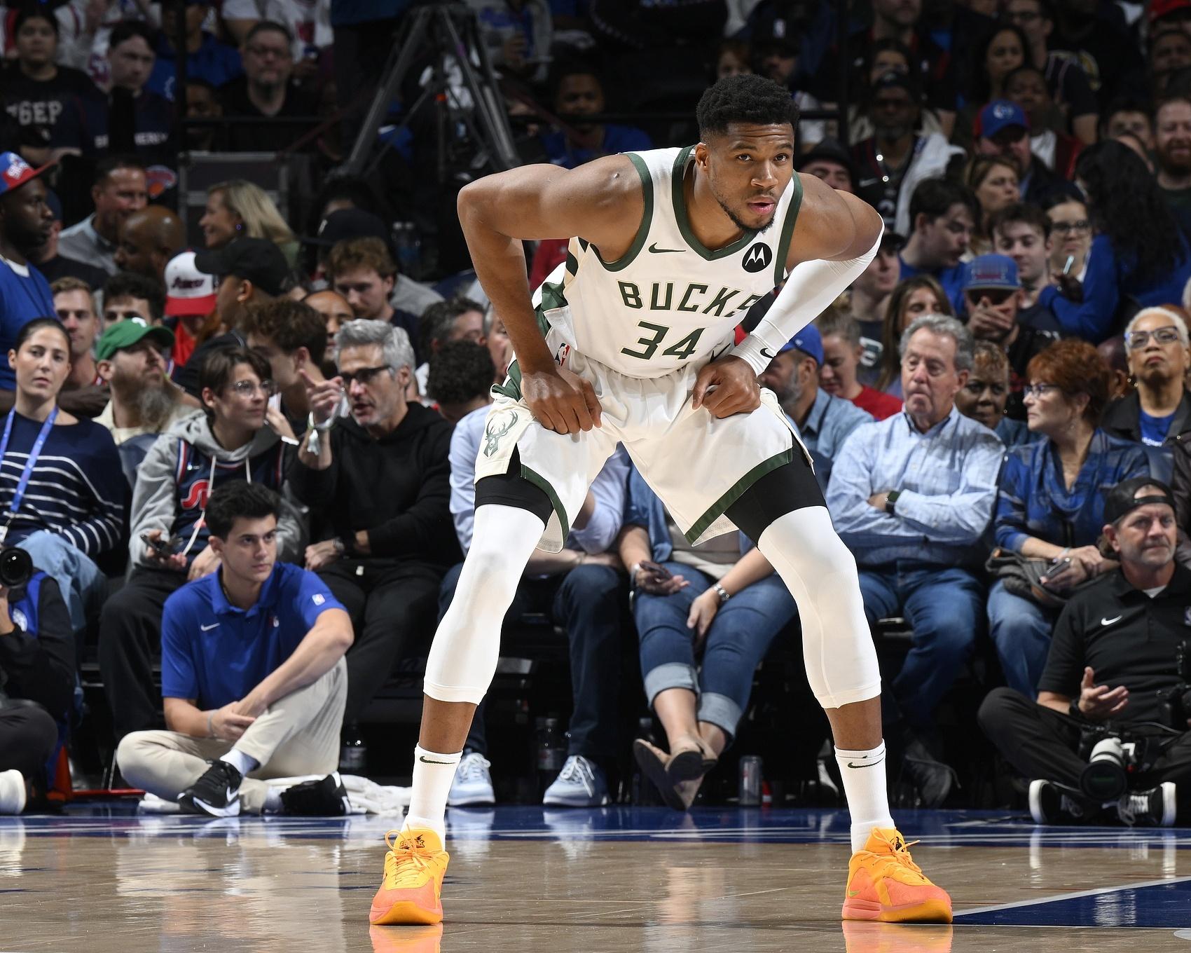 sam_amick报道，凯尔特人队对扬尼斯·安特托昆博很感兴趣，并且在联盟内部被