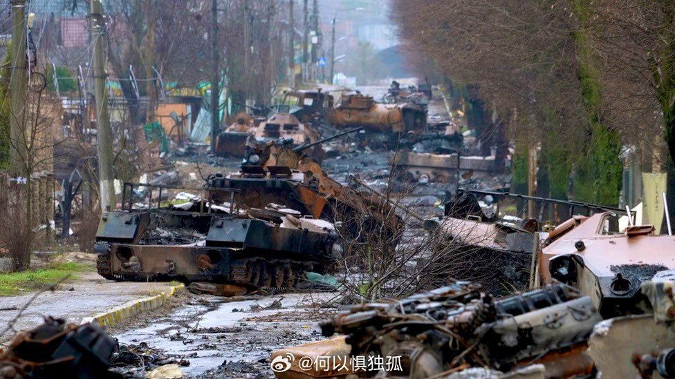 俄罗斯一架安-24飞机今天坠毁在海兰泡地区造成49人死亡相信与以往类似事件一样俄