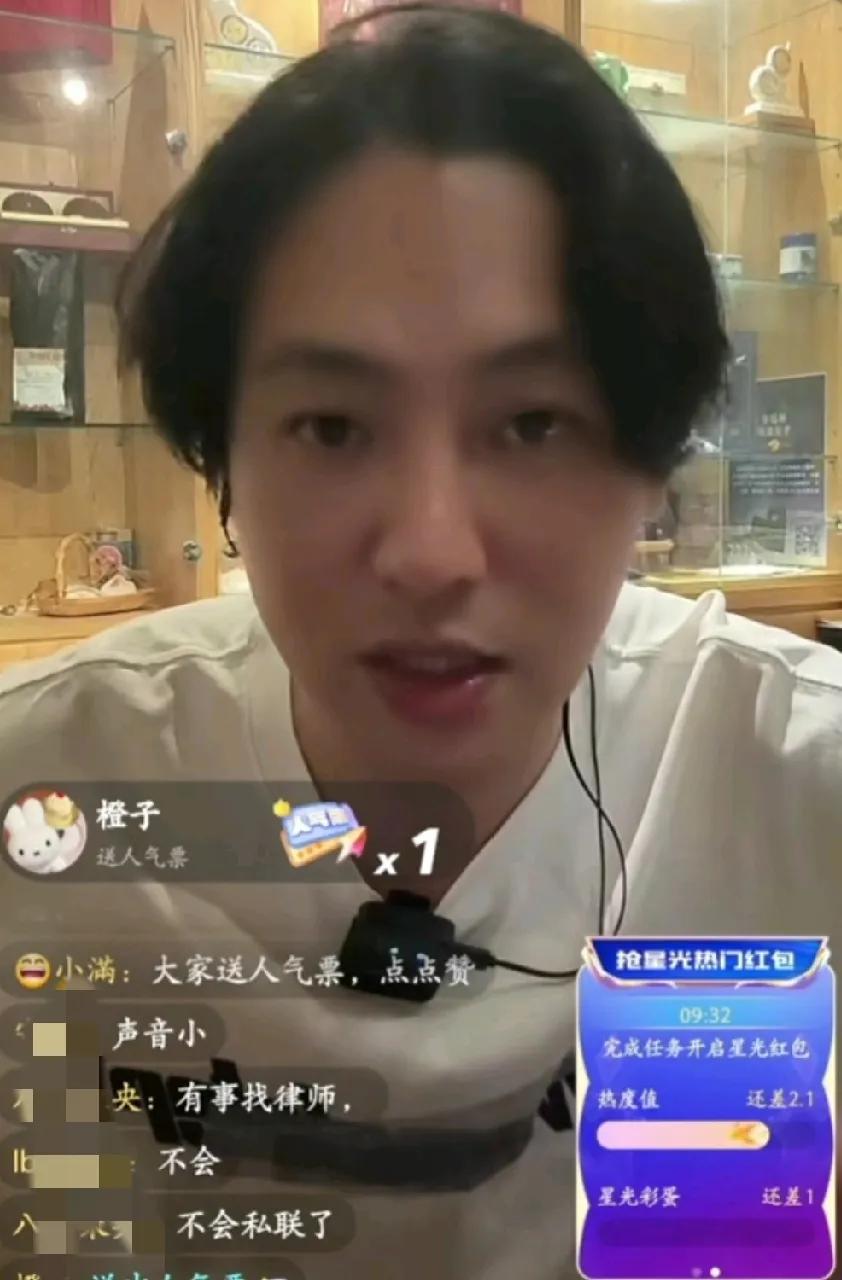 湾博主建国说，汪小菲做对了一件事，大家也不用担心，看他的行动就知道没做冤大头！