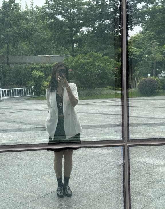 OOTD｜今天通勤穿搭
日常通勤穿搭也要美 我的上班通勤穿搭 我的日常通勤穿搭 