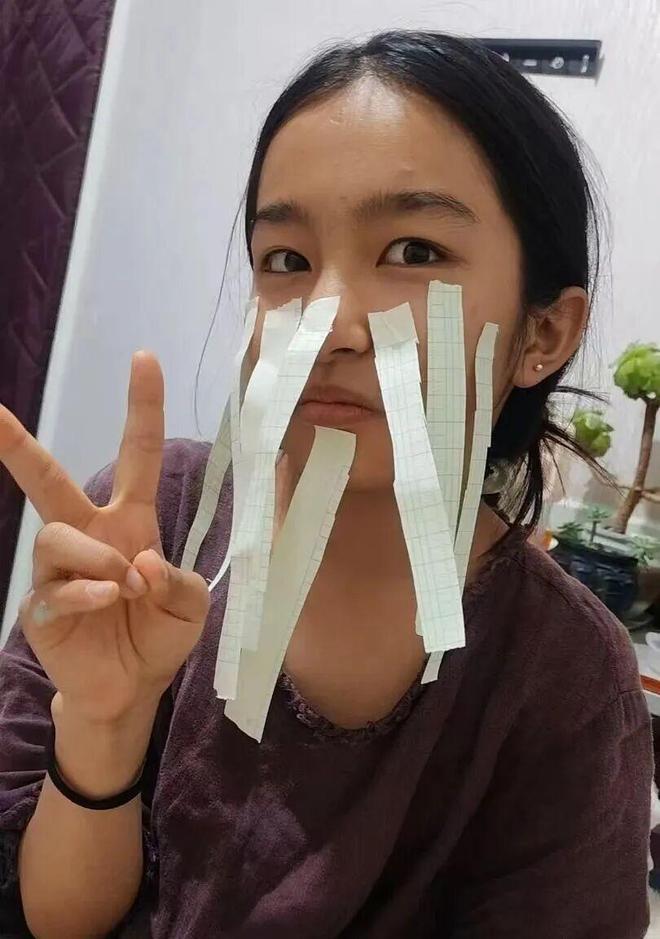 全网为13岁女孩怒赞！冰窟救人后低调隐身，朴实谎言暖哭无数人
 （个人观点仅供参