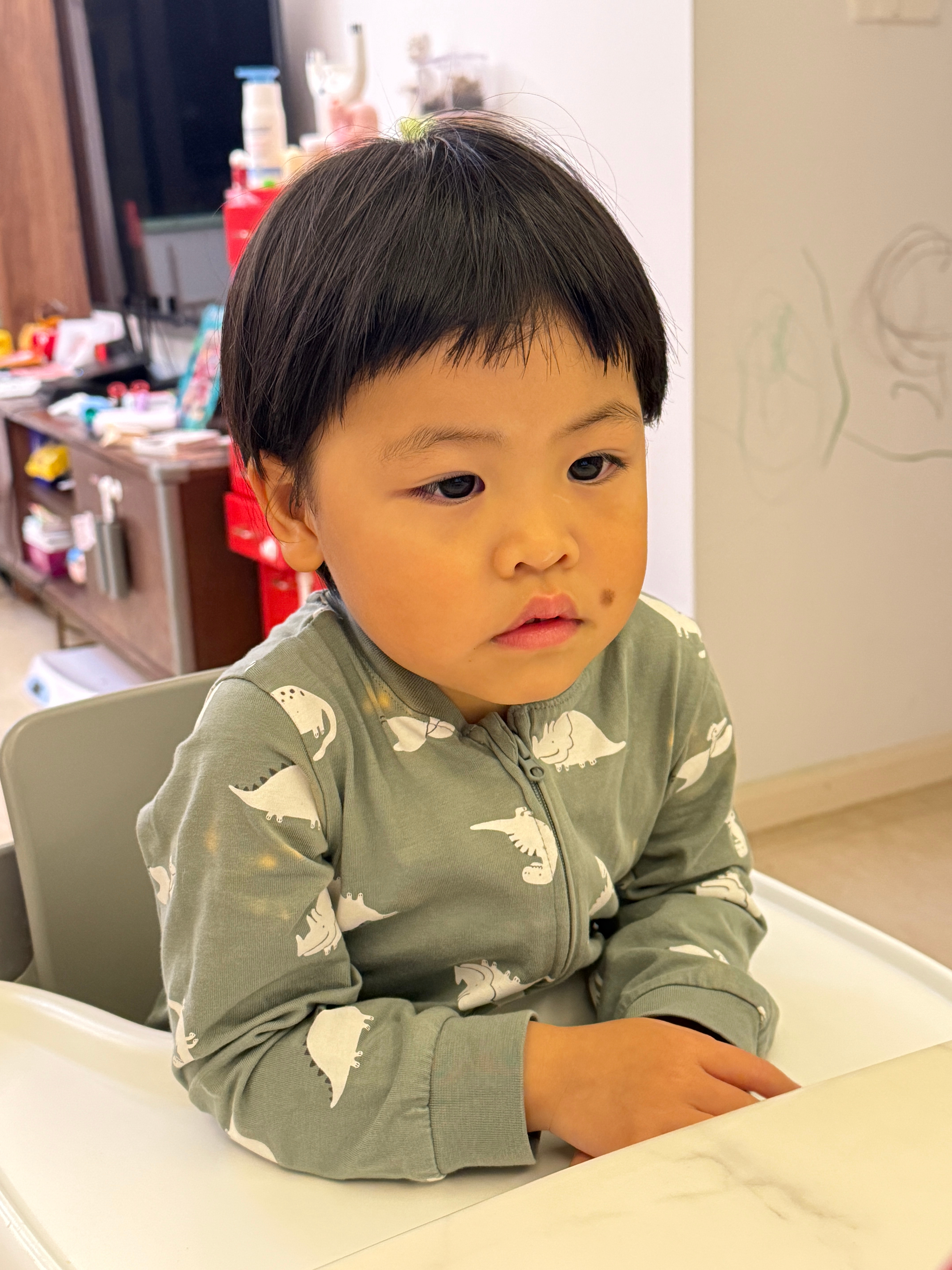 已经困的不行了