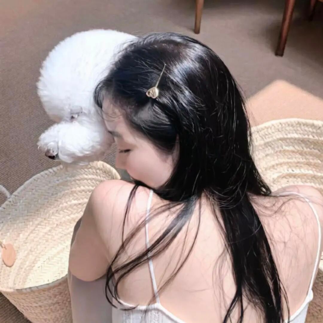 𝗪𝗲𝗖𝗵𝗮𝘁头像 ‖女生头像‖氛围感‖优质女头‖小众高级 ‖无水印女