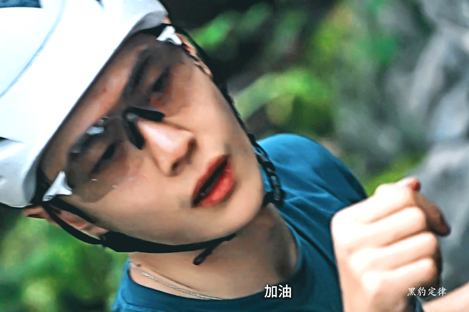 王一博探索新境2 ‖ 王一博 不困于舒适圈，王一博以探索精神叩响新境界之门！