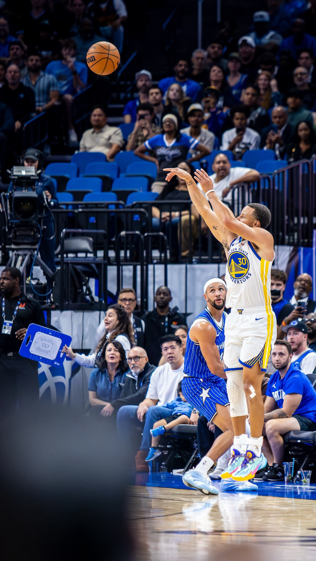 每个人心中都有衡量MVP的标准你是我心里唯一的MVP 永远晚安斯蒂芬库里