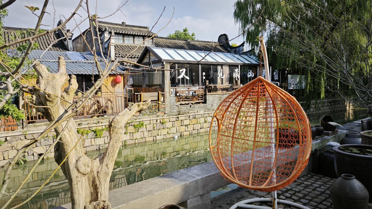 📢【股市风云，智者洞察】📢

在这个瞬息万变的金融世界里，每一次政策的微调都