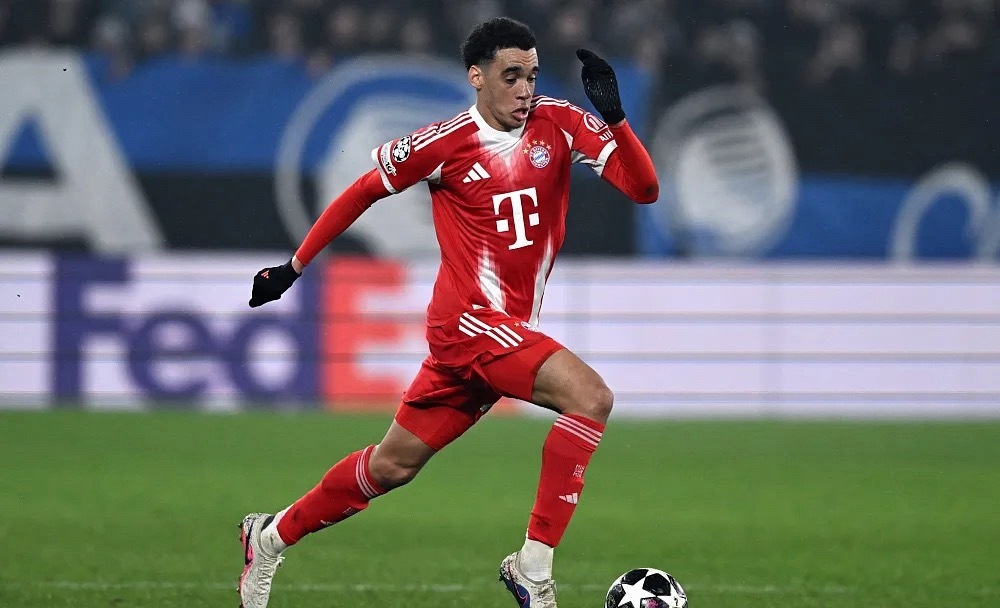 由于出现肌腱疼痛，穆西亚拉今天只能在室内进行康复训练，他能否在国际比赛日之后复出