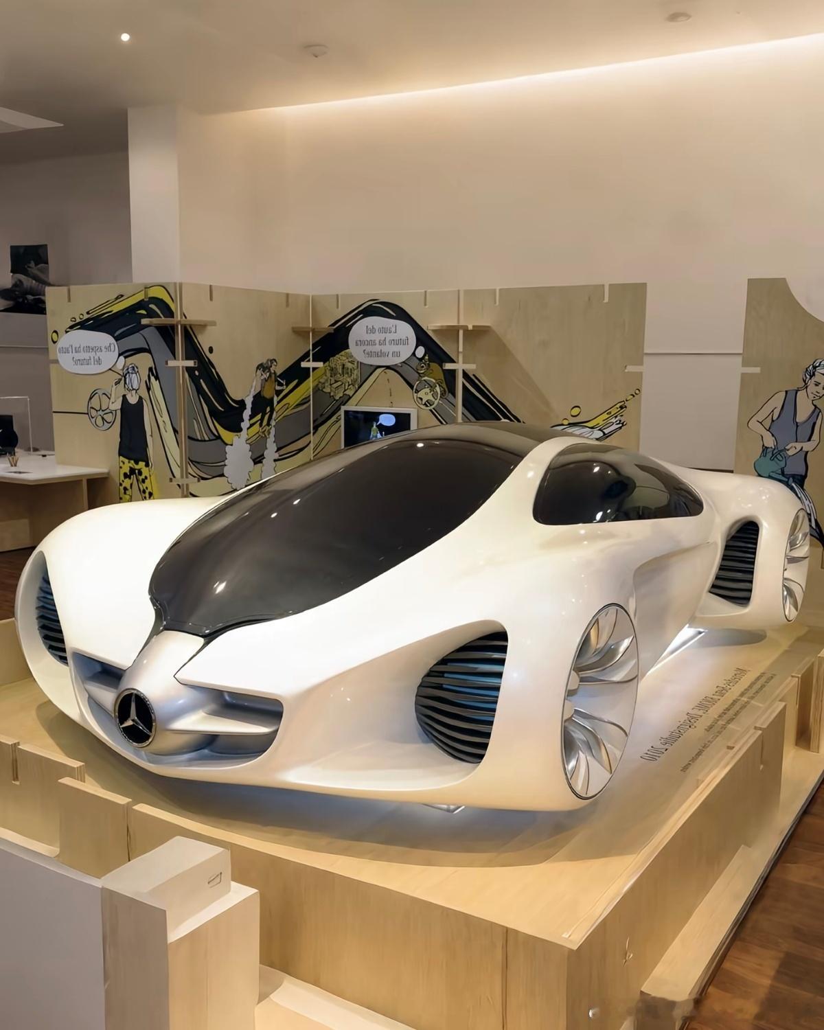 如此「未来」的设计，却来自于15年前...奔驰