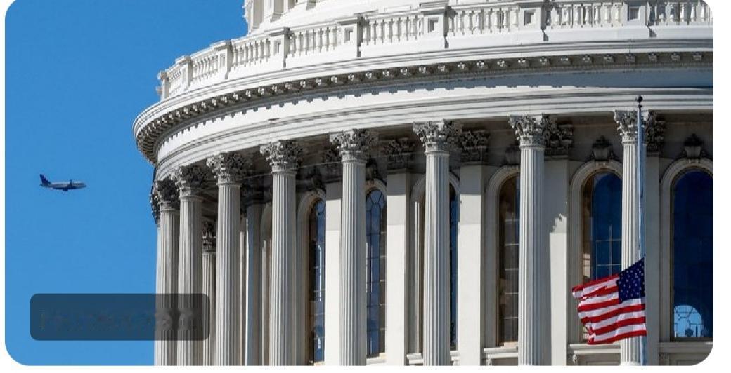 美国众议院刚刚通过了法案，结束了史上最长政府停摆。

该法案将提交特朗普签署，然