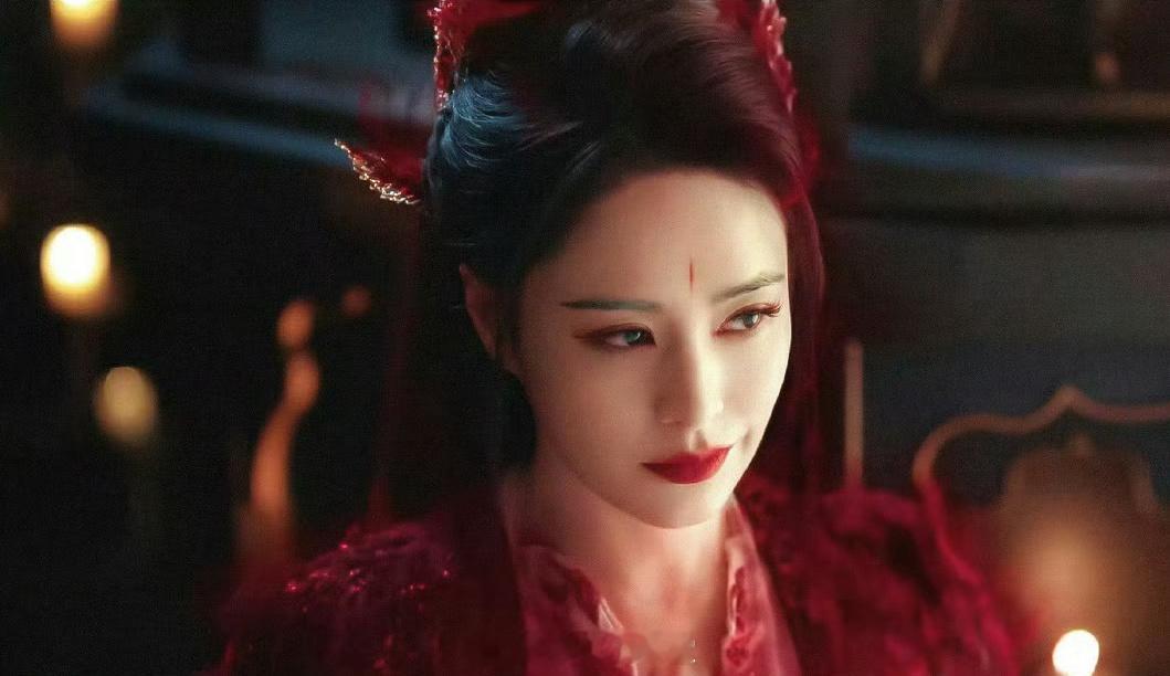 #阿娇演的怨女#真的很喜欢阿娇演的每一个角色。对于角色来说，阿娇处理的都很到位，