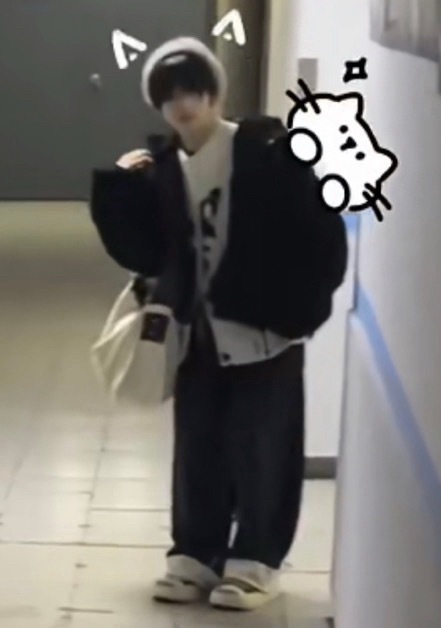 小女孩从小就是小女孩 