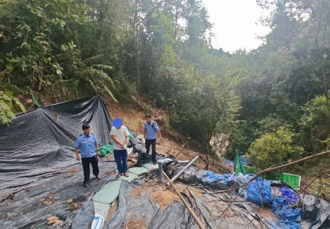 湖南特大稀土盗采案细节曝光：50多吨稀土被抽走，45吨已流入市场，去向不明！
