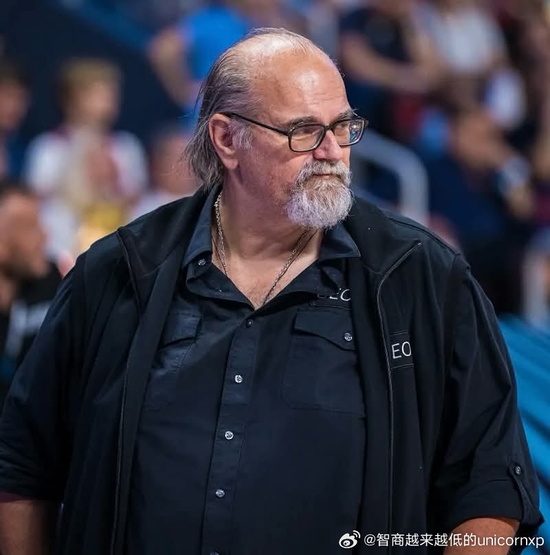 现实版“安西教练”Aleksandar Dzikic率领格鲁吉亚男篮打进欧锦赛八