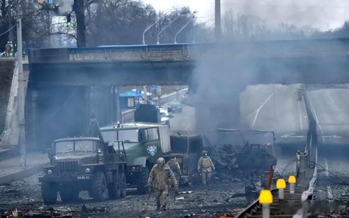 预计再动员45-50万人。泽连斯基在新闻发布会上称，军方建议他再动员45-50万