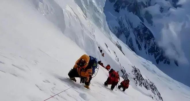 “你们是中国人又怎样？中国人老子一样杀！”2013年，中国退伍兵在巴基斯坦登山时