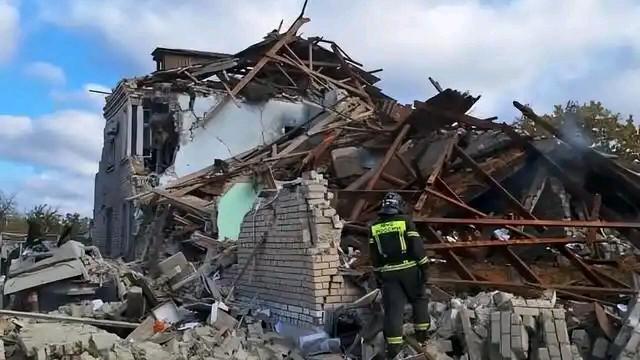 根据俄军当前战略意图，以及2026年5月以来进攻方向和目标来看。俄军最有可能将东