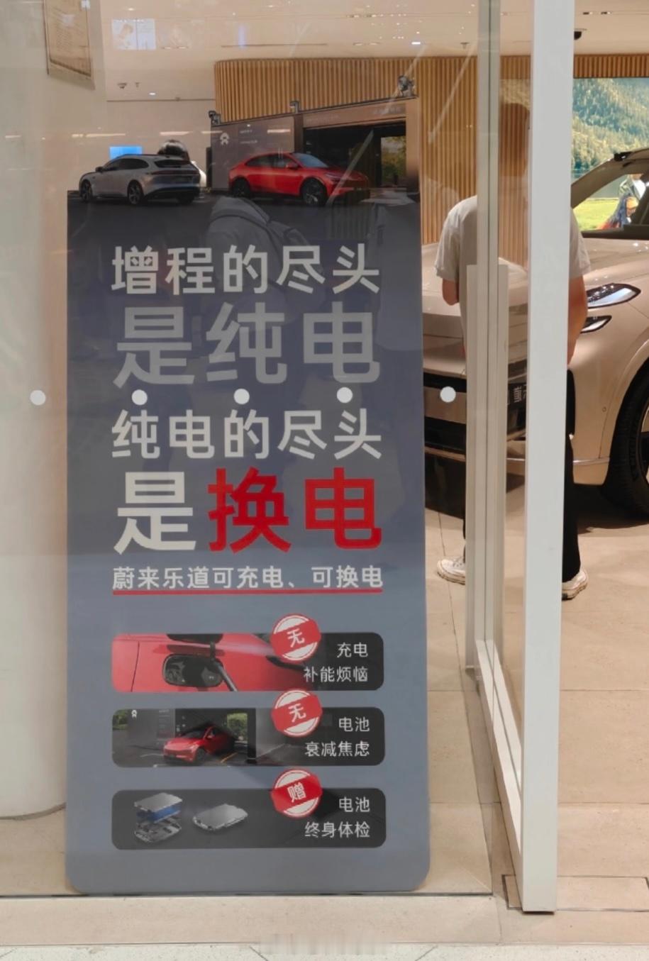 玩过跳棋的朋友都知道人家跳一步，你就得跳两步人家跳两步，你得想办法跳三步乐道起手