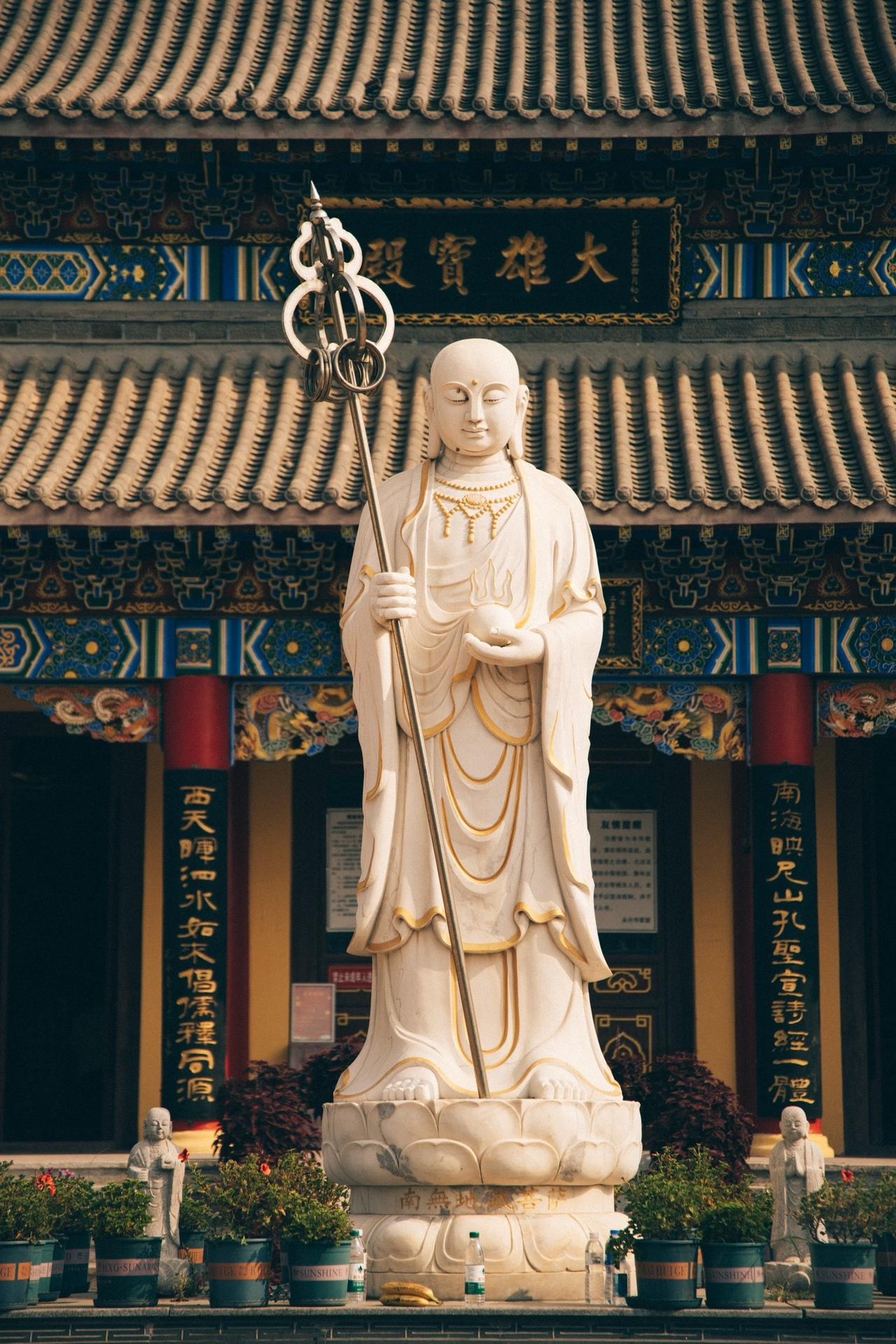 农历七月的最后一天是地藏王的诞辰，祈愿众生福慧双增、六时吉祥#愿所求皆所愿 #寺