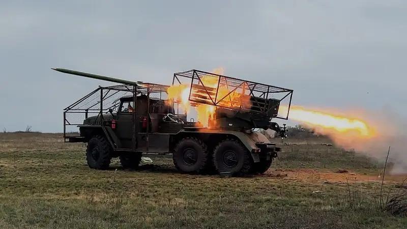 奥地利陆军上校：城市已失守，波克罗夫斯克（红军城）市郊仅剩几栋高层住宅楼仍处于乌