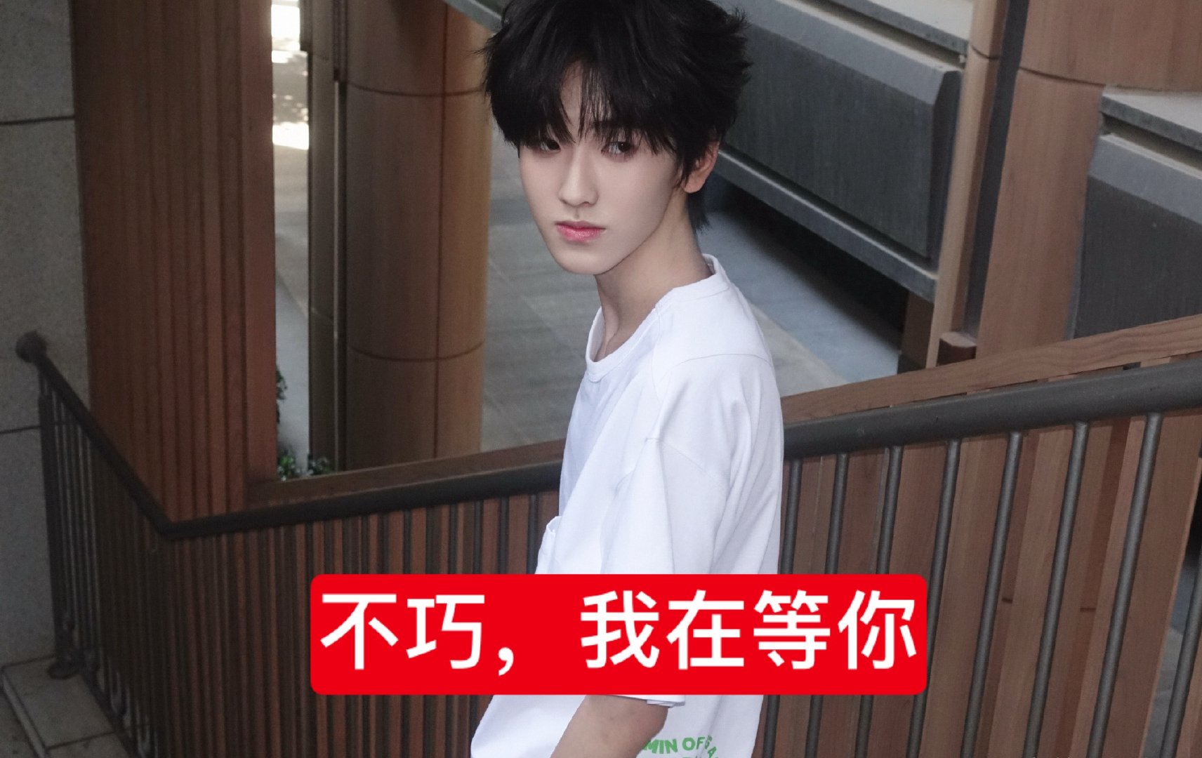 芦苇薄薄和一笑叽何正在忙忙碌碌寻宝藏 