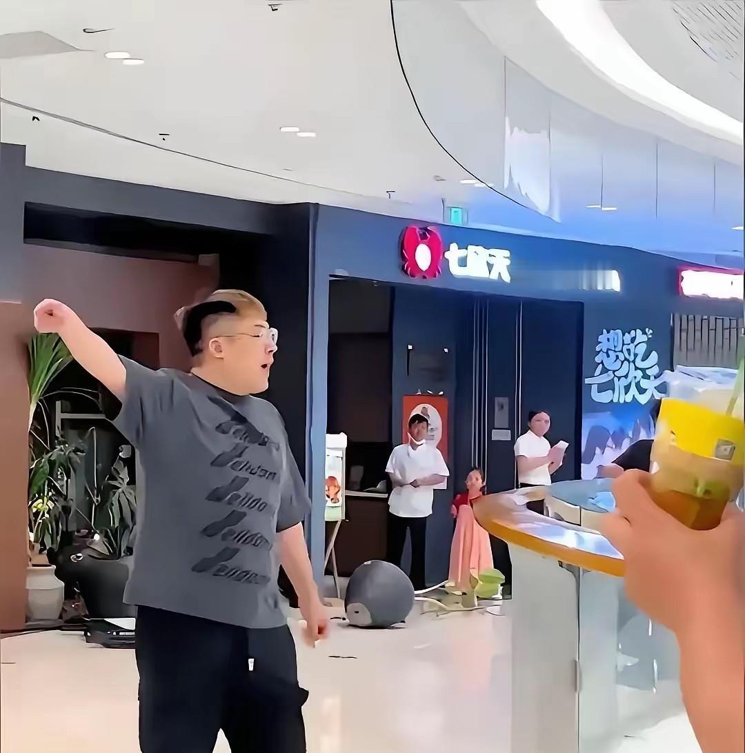 “我宁可全部毁掉，也不会留给他们”，近日，浙江一名男子投资400多万开餐厅，结果