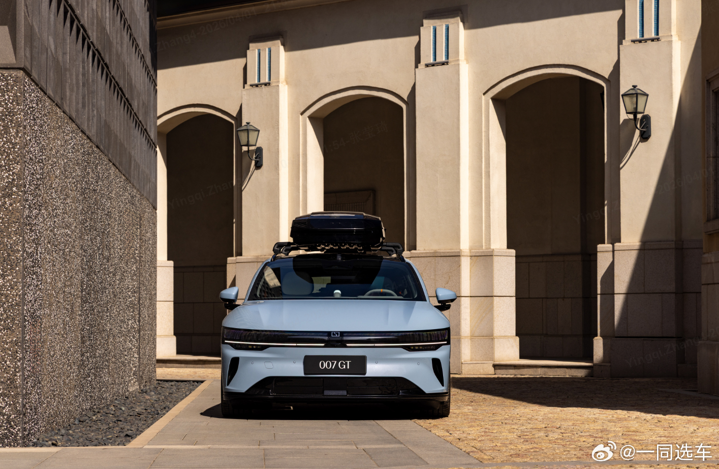 4月2日，极氪焕新007与极氪焕新007GT正式开启预售。 极氪焕新7系双车全新