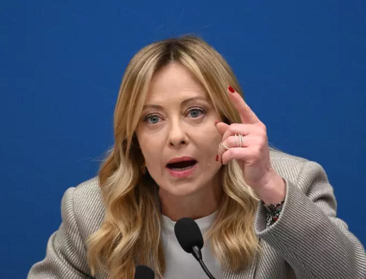 当地时间1月15日，加拿大总理卡尼访华吸引了亚洲媒体的眼球，与此同时，意大利总理