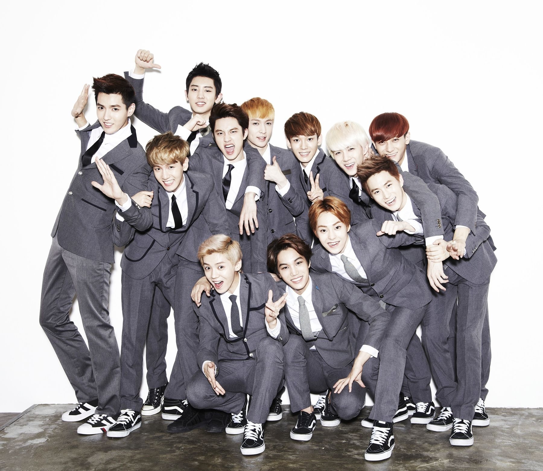 We are one！EXO出道12周年快乐🎂#EXO永远的彼得潘#｜#EXO