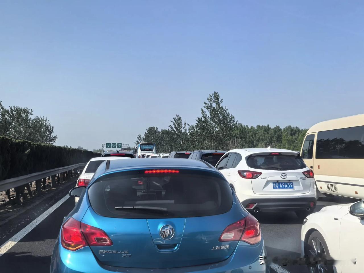 长深高速，从沂水到莒县附近多起交通事故