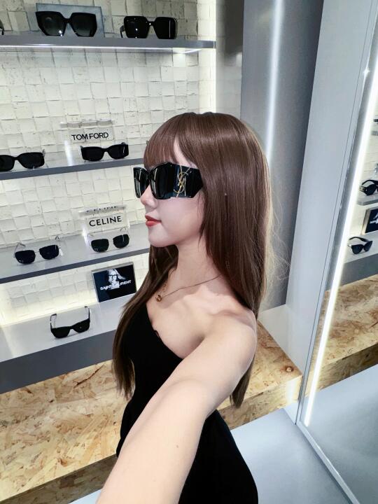 不化妆也可以Saint Laurent🕶️
