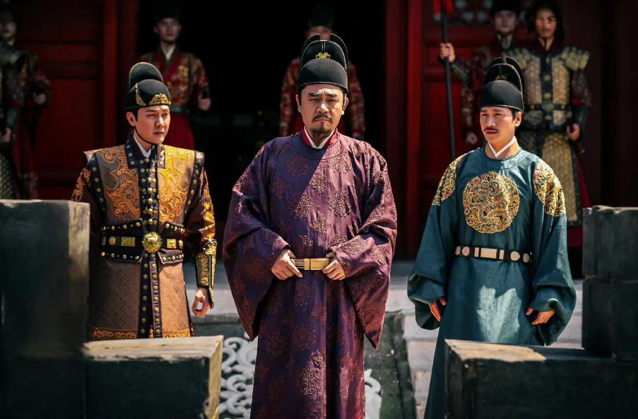 刘三吾因一场科举舞弊案，80多岁被贬去戍边，他的结局真不算冤！
洪武三十年的那场