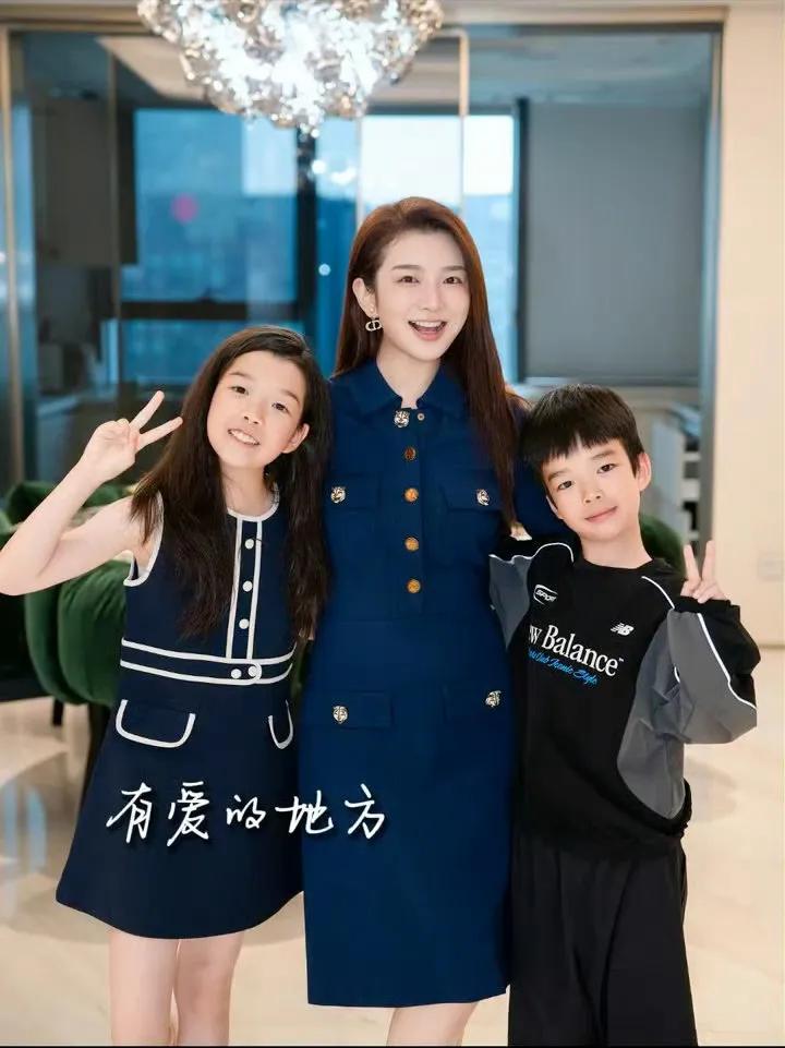 吴雅婷带孩子搬离上海：尊重选择，共赴新程

近日，单亲妈妈吴雅婷宣布将带着两个孩