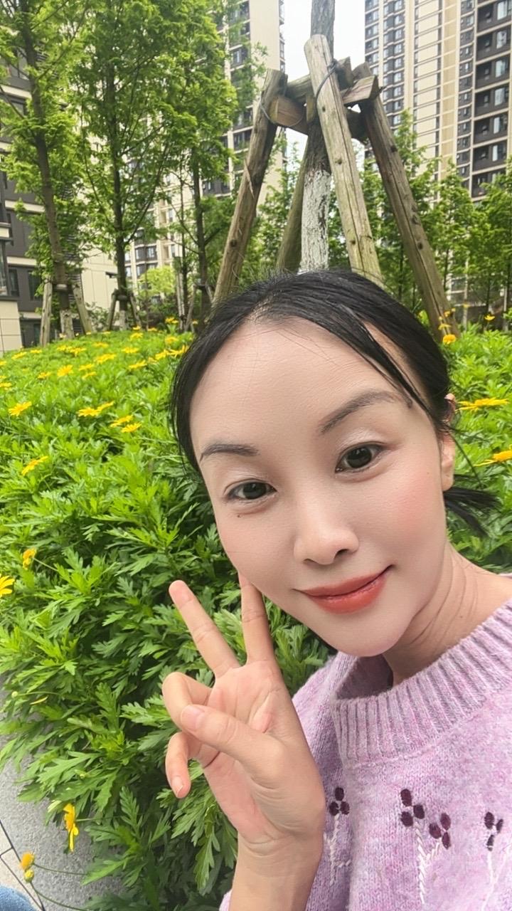每个人都有自己的弱点，这些弱点平时别人是看不到的，此时是凌晨3点 17分，我第一